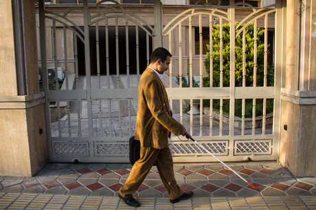 گفت‌وگوی ایسنا با تنها نابینای سامانه 137